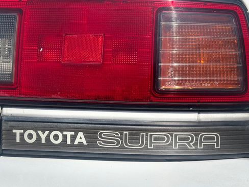 Used 1988 Toyota Supra RWD image 9