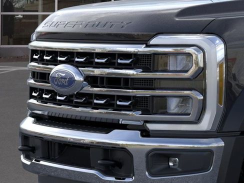 New 2026 Ford F450 Lariat image 16