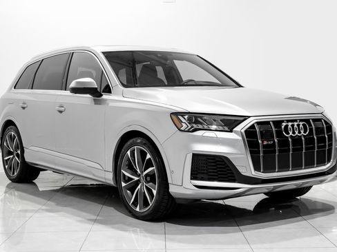 Used 2024 Audi SQ7 Prestige image 3
