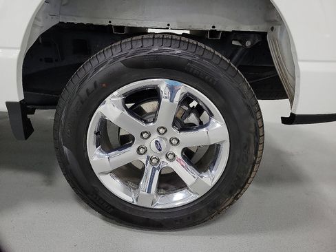 Used 2023 Ford F150 Lariat w/ Equipment Group 502A High image 8