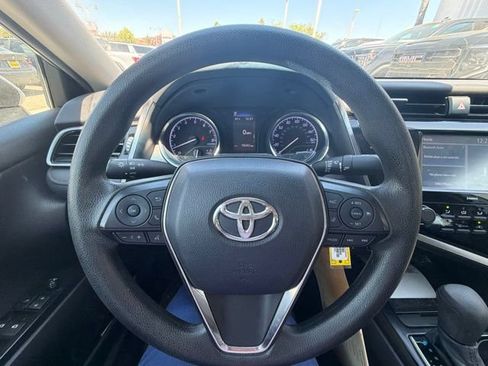Used 2020 Toyota Camry LE w/ Carpet Mat Package FWD image 12