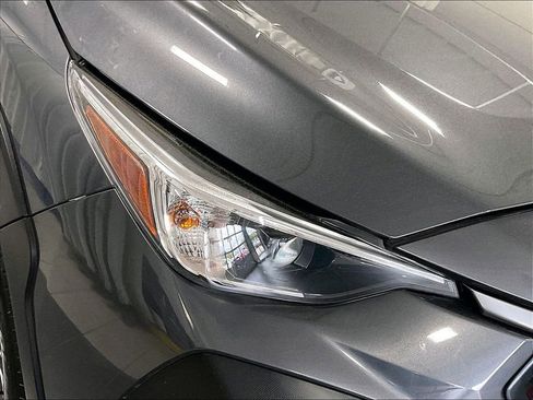 Used 2024 Subaru Crosstrek 2.0i Premium AWD/4WD image 32