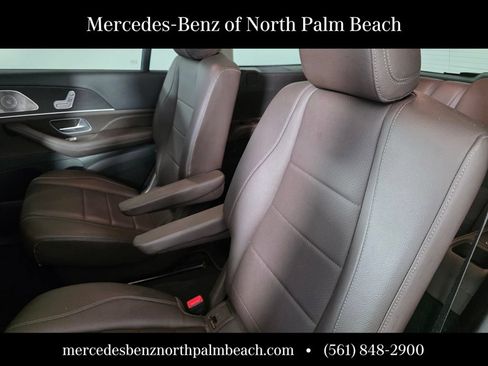 Used 2023 Mercedes-Benz GLS 450 4MATIC image 14