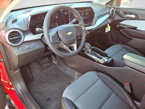 New 2026 Chevrolet Trax LT w/ Driver Confidence Package image 3