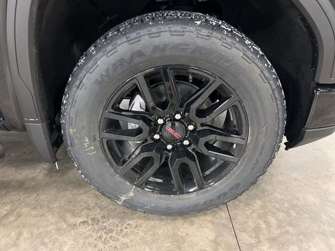 New 2026 GMC Sierra 1500 Elevation w/ Elevation Select Package image 19