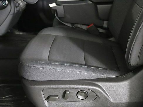 New 2025 Chevrolet Silverado 2500 Custom w/ Custom Value Package image 14