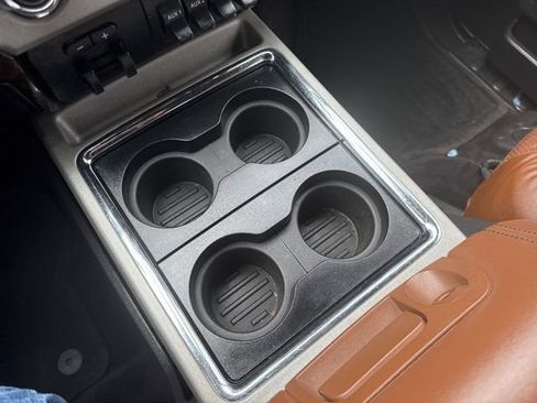 Used 2016 Ford F250 Platinum w/ FX4 Off-Road Package image 23