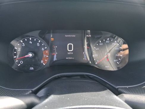 Used 2025 Jeep Compass Trailhawk image 19