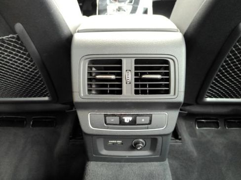 Used 2023 Audi Q5 2.0T Premium Plus w/ Premium Plus Package AWD/4WD image 30