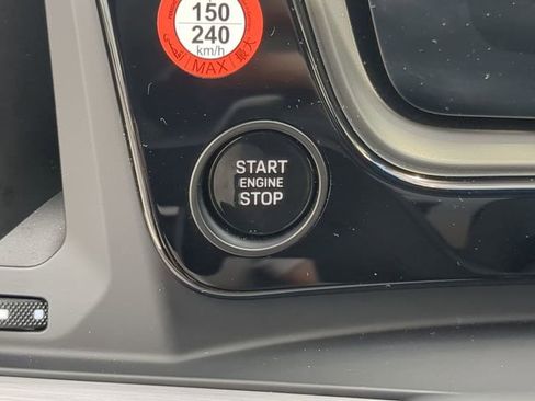 Used 2025 Porsche Cayenne GTS image 31