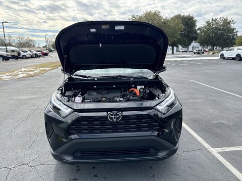 New 2025 Toyota RAV4 XLE w/ Convenience Package AWD/4WD image 42