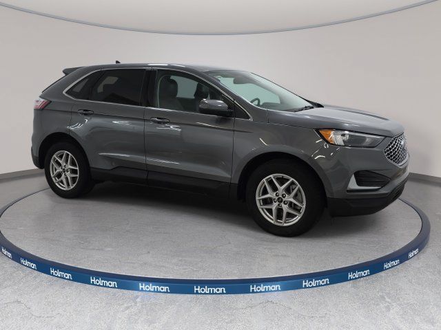 Certified 2024 Ford Edge SEL AWD/4WD image 3
