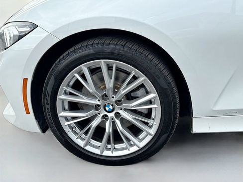 Used 2023 BMW 330i Sedan w/ Convenience Package RWD image 42