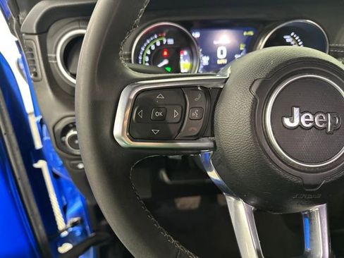 Used 2023 Jeep Wrangler Unlimited Sahara image 15