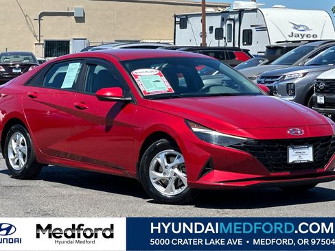 Certified 2023 Hyundai Elantra SE FWD image 1