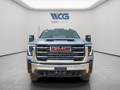 New 2026 GMC Sierra 2500 SLE w/ SLE Value Package; image 6