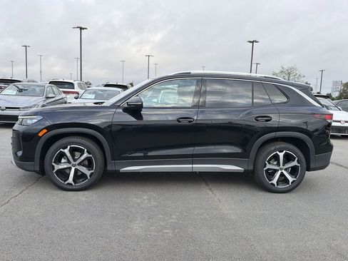 New 2026 Volkswagen Tiguan SE image 2