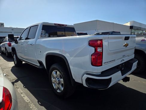 Used 2022 Chevrolet Silverado 2500 LTZ w/ Z71 Chrome Sport Edition AWD/4WD image 2