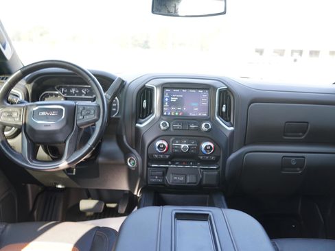 Used 2021 GMC Sierra 1500 AT4 image 22