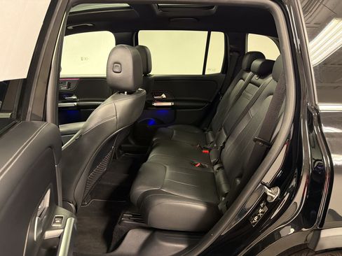 Used 2022 Mercedes-Benz GLB 250 image 19