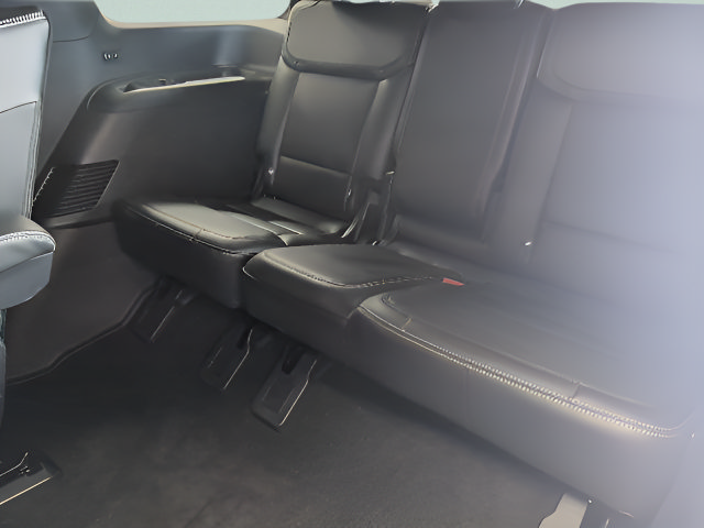 Used 2025 Ford Expedition Platinum w/ Stealth Performance Package AWD/4WD image 18