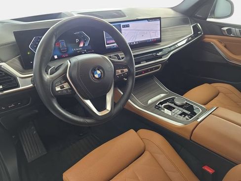 Used 2025 BMW X5 xDrive40i w/ Premium Package AWD/4WD image 17