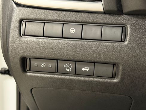 Used 2025 Nissan Rogue SV w/ Rock Creek Premium Package AWD/4WD image 19