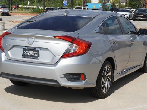 Used 2017 Honda Civic EX image 6