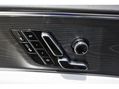 New 2026 Cadillac Lyriq Sport AWD/4WD image 22