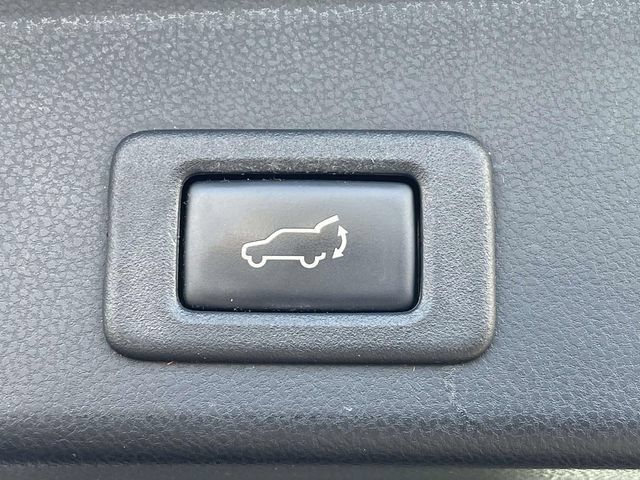 Used 2019 Subaru Ascent Premium AWD/4WD image 11