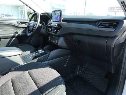 Used 2025 Ford Escape Active w/ Cold Weather Package AWD/4WD image 15