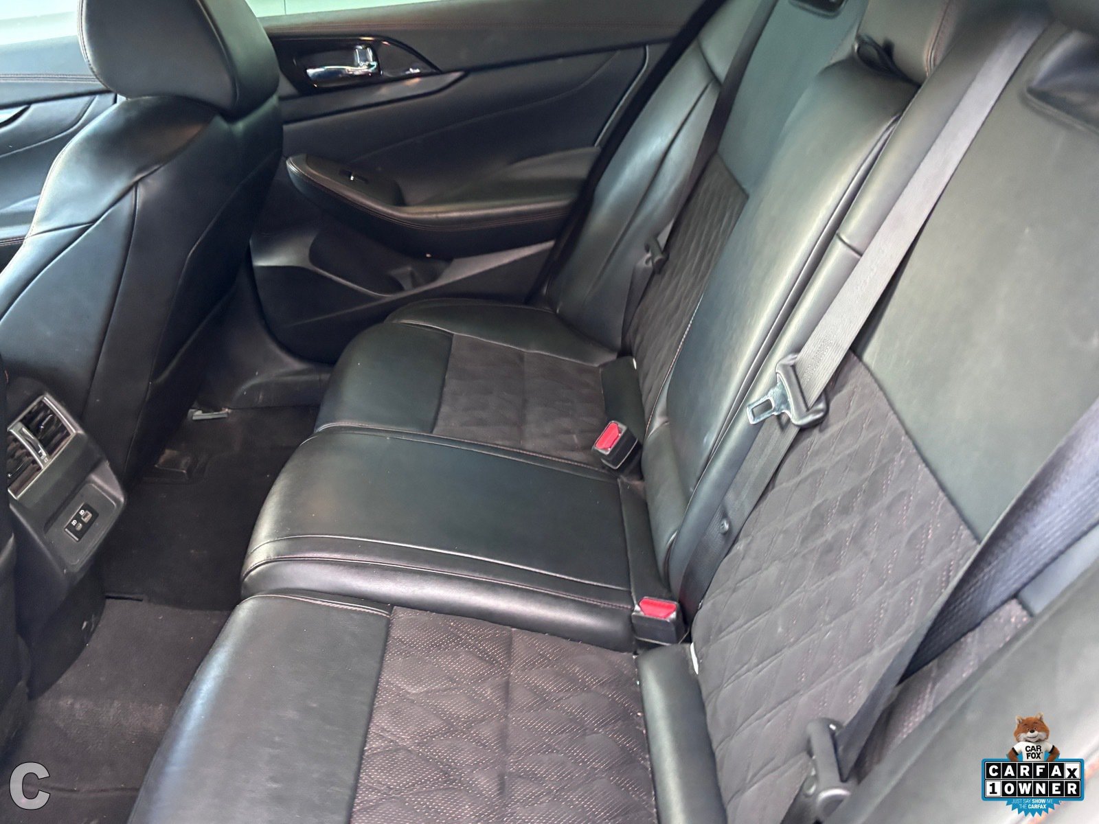 Used 2023 Nissan Maxima SR w/ Sport Mat Group FWD image 7