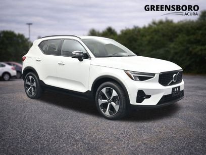 Used 2023 Volvo XC40 B4 Ultimate