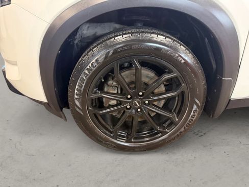 Used 2022 Nissan Pathfinder SL image 7