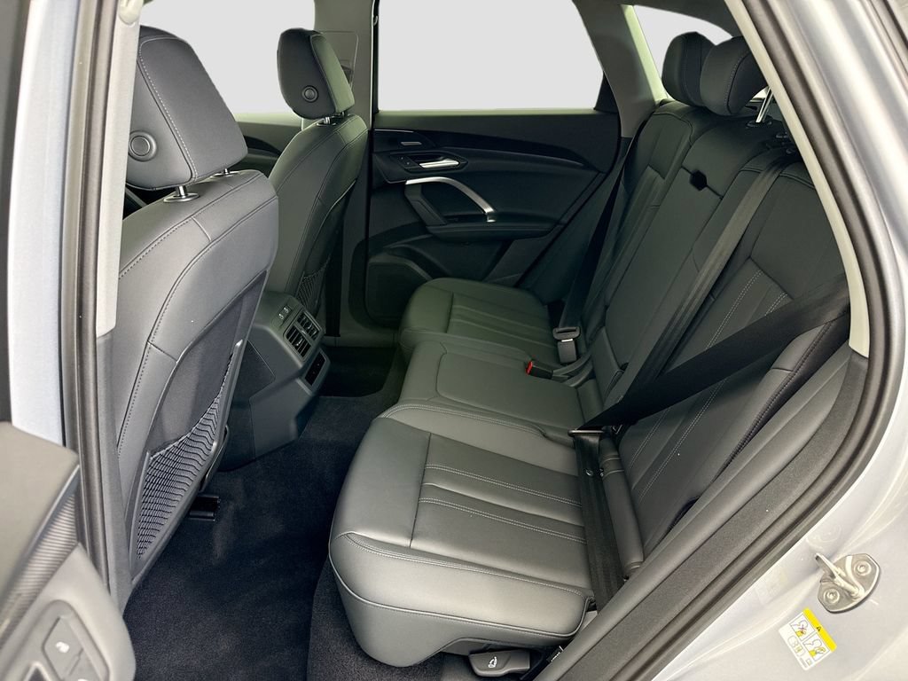 Used 2026 Audi Q5 Premium Plus w/ Premium Plus AWD/4WD image 20