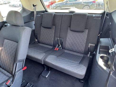 Used 2018 Volkswagen Atlas S FWD image 31