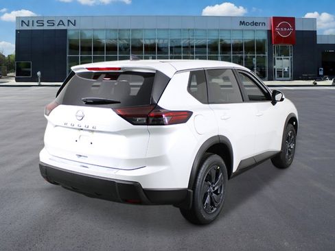 New 2026 Nissan Rogue SV image 5
