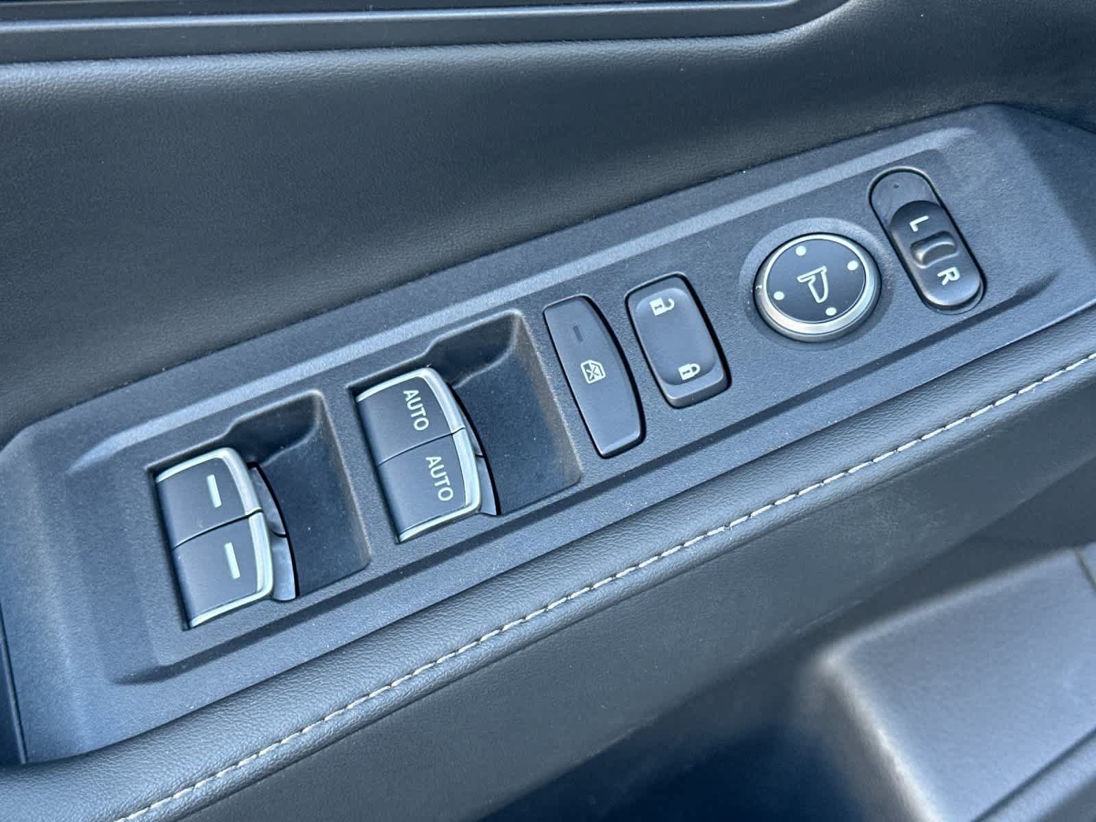 Used 2025 Honda Accord Sport image 14