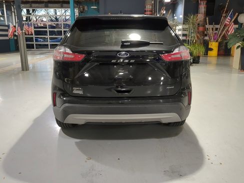 Used 2022 Ford Edge SEL w/ Convenience Package image 9