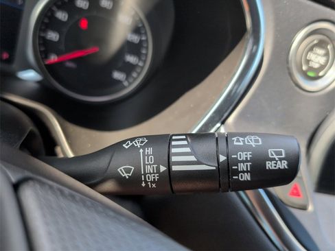 Used 2023 Chevrolet Blazer LT image 25