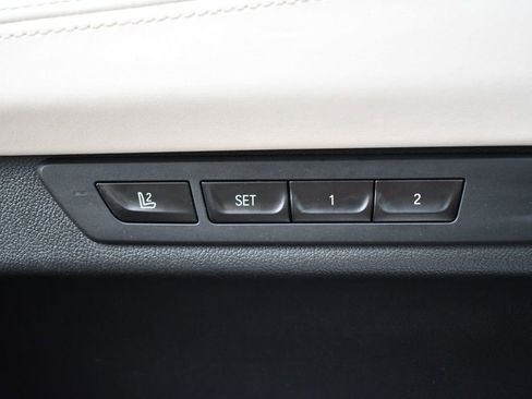 Used 2022 BMW 750i xDrive 750i xDrive w/ M Sport Package image 23