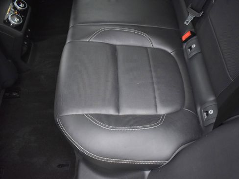 Used 2019 Jaguar I-PACE First Edition image 40