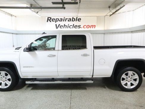 Used 2015 GMC Sierra 1500 SLE w/ SLE Value Package AWD/4WD image 1