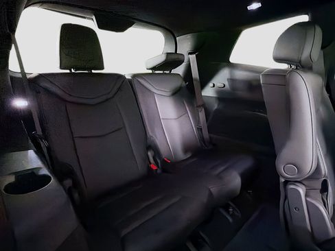 Used 2021 Cadillac XT6 Sport AWD/4WD image 30