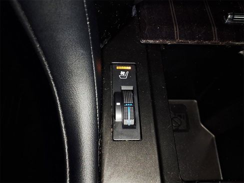 Used 2022 Lexus GX 460 Premium w/ Premium Plus Package image 16