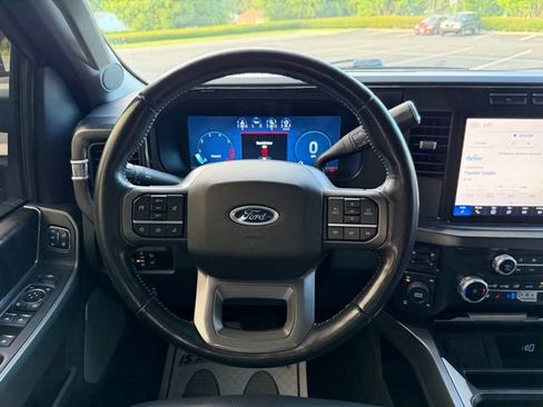 Used 2023 Ford F250 Lariat w/ Black Appearance Package AWD/4WD image 15
