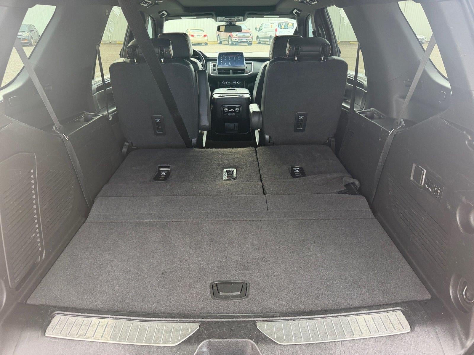 Used 2022 GMC Yukon AT4 w/ Max Trailering Package AWD/4WD image 19