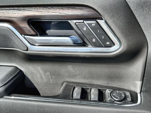 New 2026 GMC Sierra 1500 SLT w/ SLT Premium Package image 15