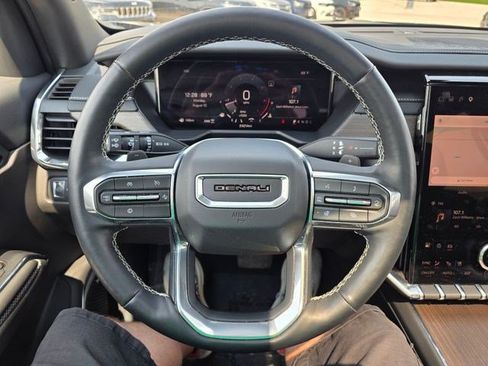 Used 2024 GMC Acadia Denali AWD/4WD image 28