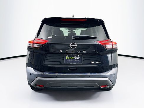 Used 2023 Nissan Rogue SL w/ SL Premium Package image 7